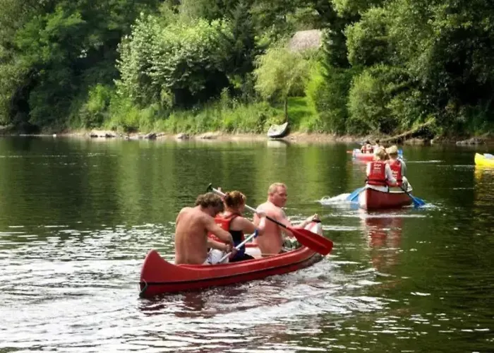 ZEcamping 4 familial pataugeoire pet friendly animé Camping Carennac