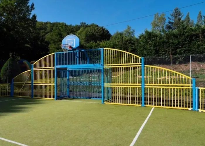 ZEcamping 4 familial pataugeoire pet friendly animé Carennac