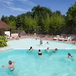 Zecamping 4 Familial Pataugeoire Pet Friendly Anime Kemping Carennac