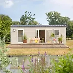 Kemping Zecamping 4 Familial Pataugeoire Pet Friendly Anime