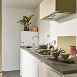 Kemping Zecamping 4 Familial Pataugeoire Pet Friendly Anime Carennac