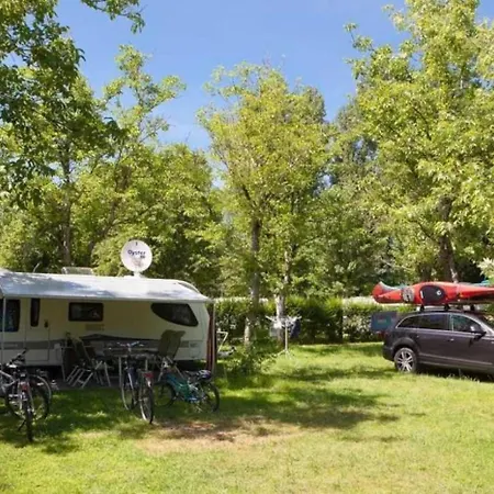 Campingplatz 4 Etoiles - Piscine - Ccaaagh Carennac
