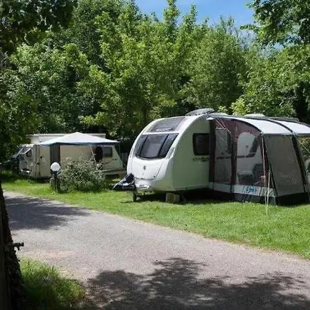 Kamp alanı 4 Etoiles - Piscine - Ccaaagh Carennac