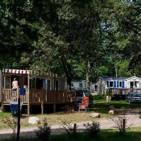 4 Etoiles - Piscine - Ccaaagh Campingplatz