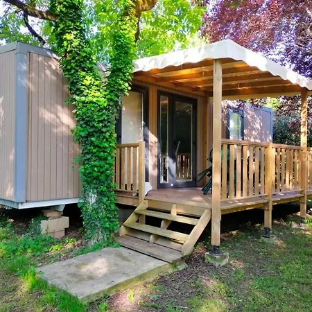 Camping 4 étoiles - Piscine - Ccaaagh Carennac