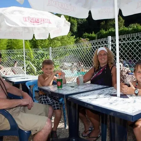 Кемпинг Zecamping 4 Familial Pataugeoire Pet Friendly Anime