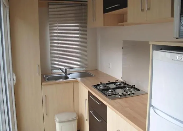 Zecamping 4 Familial Pataugeoire Pet Friendly Anime Carennac